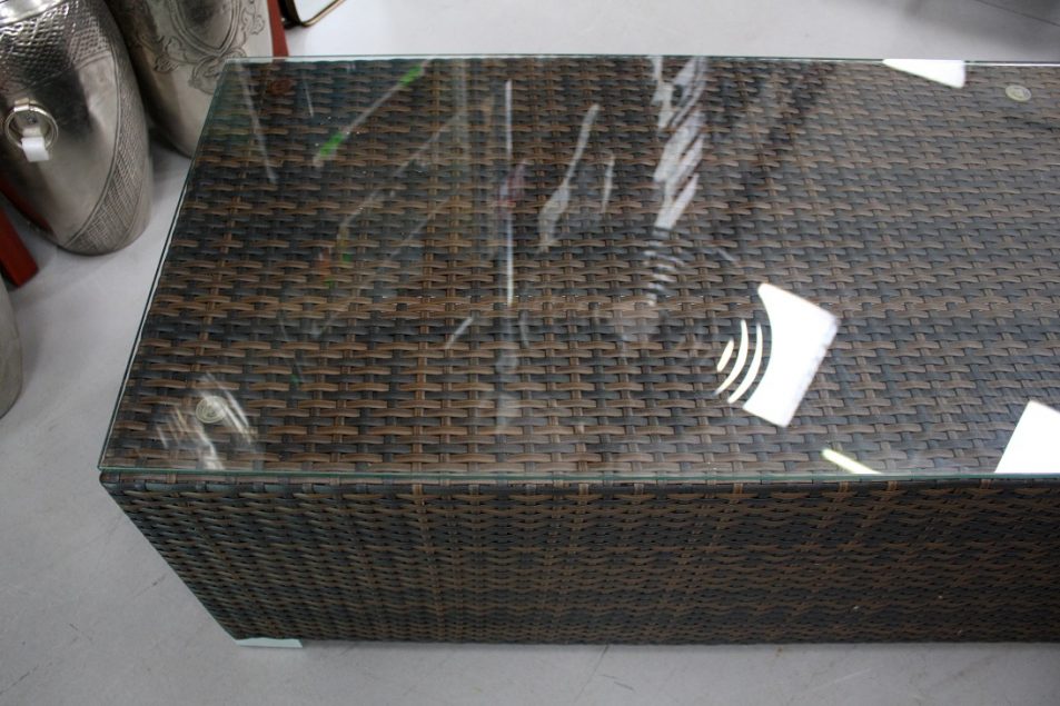 Wicker tafel / sidetable Hal54.nl