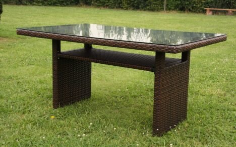 Wicker tuintafel met glasplaat bruin