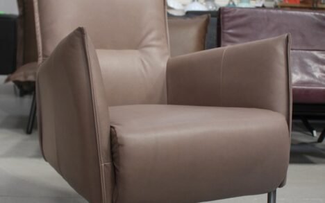 Fauteuil Aron Jess design (buttero opal)