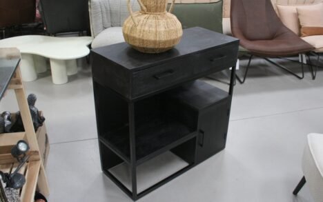 Halkast / sidetable / dressoir zwart