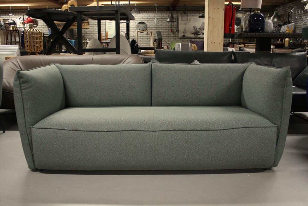 Bank Vasa XL Jess Design (Milan)