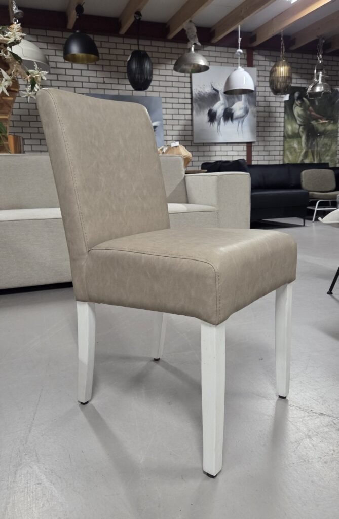 Eetkamerstoel Lola Beige