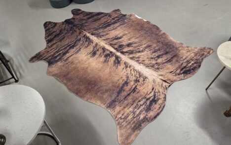 Vloerkleed Etosha met koeienprint 150x200