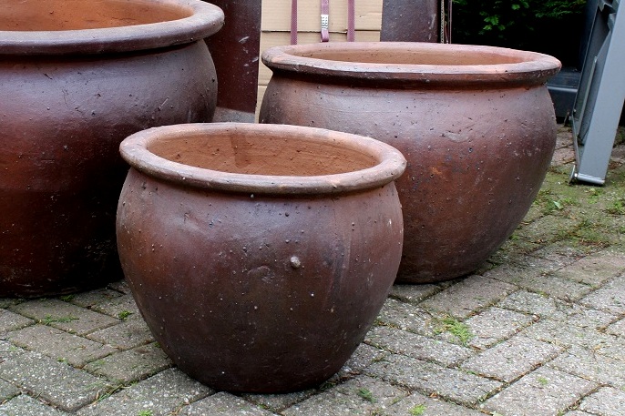 Bloempot Black Cement met rand (maat M)