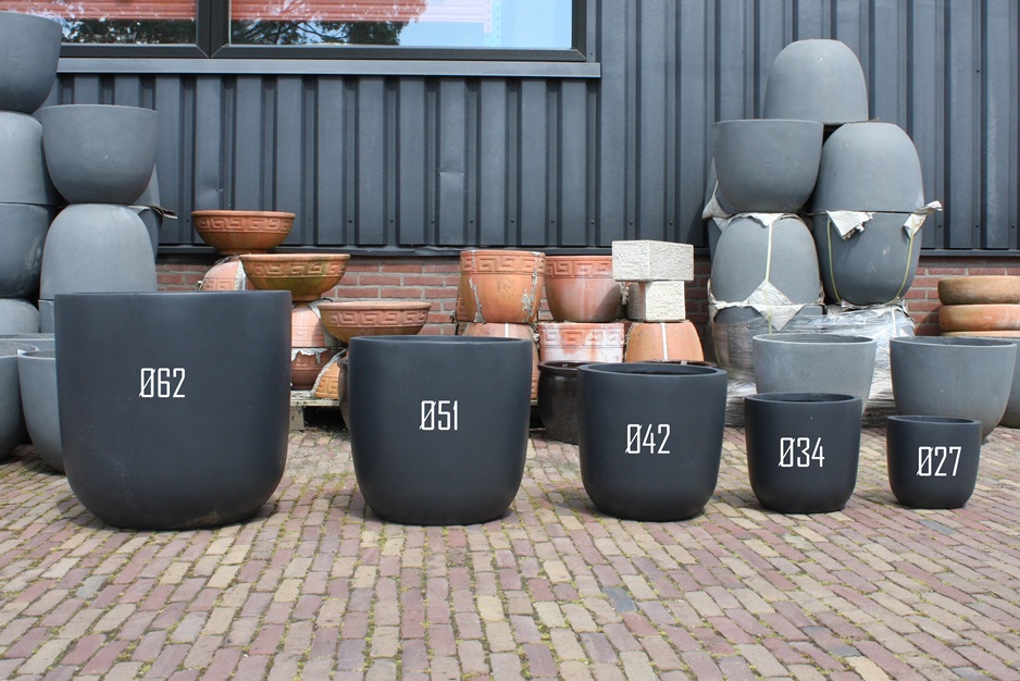 Bloempot rond clayfibre antraciet Ø34 cm.