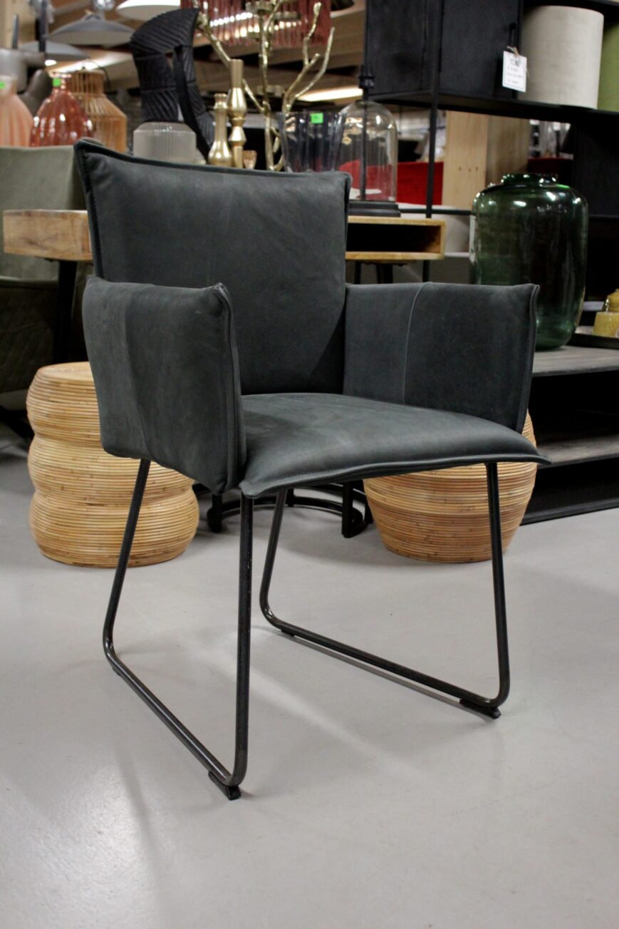 Eetkamerstoel DUKE Jess design (Aurula Black) met armleuningen