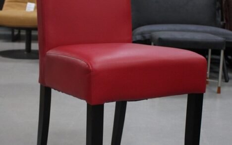 Stoel Lola rood kunstleder