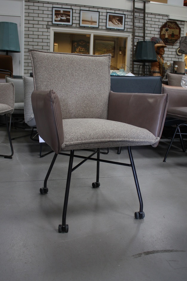 Eetkamerstoel Sanne met wiel Jess Design (Luxor Mouse & Trier Beige)