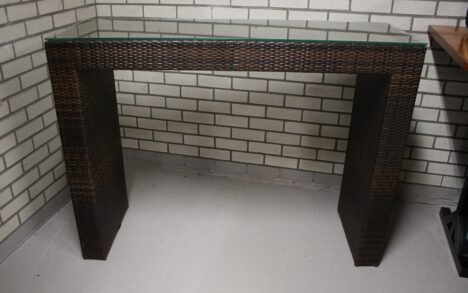 Bartafel bruin wicker