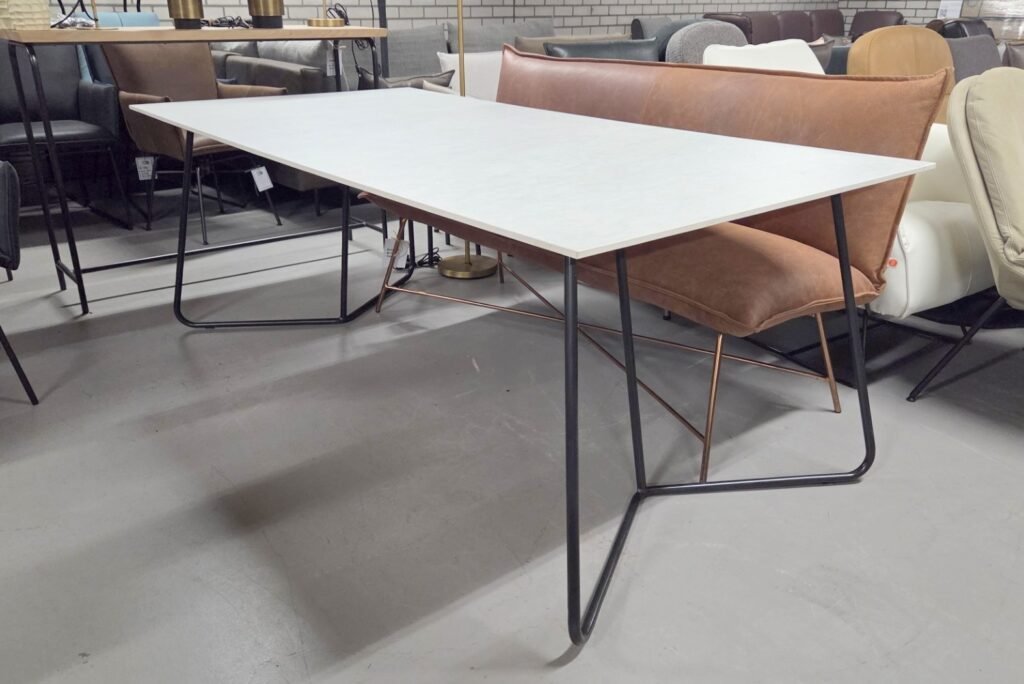 Eettafel / tuintafel Charles Jess Design Keramiek
