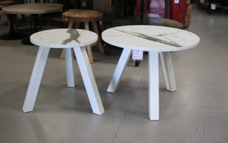 Set van 2 ronde salontafels (marmerdessin)