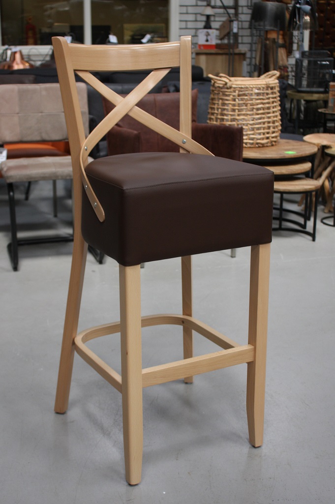 Barkrukken model Cross