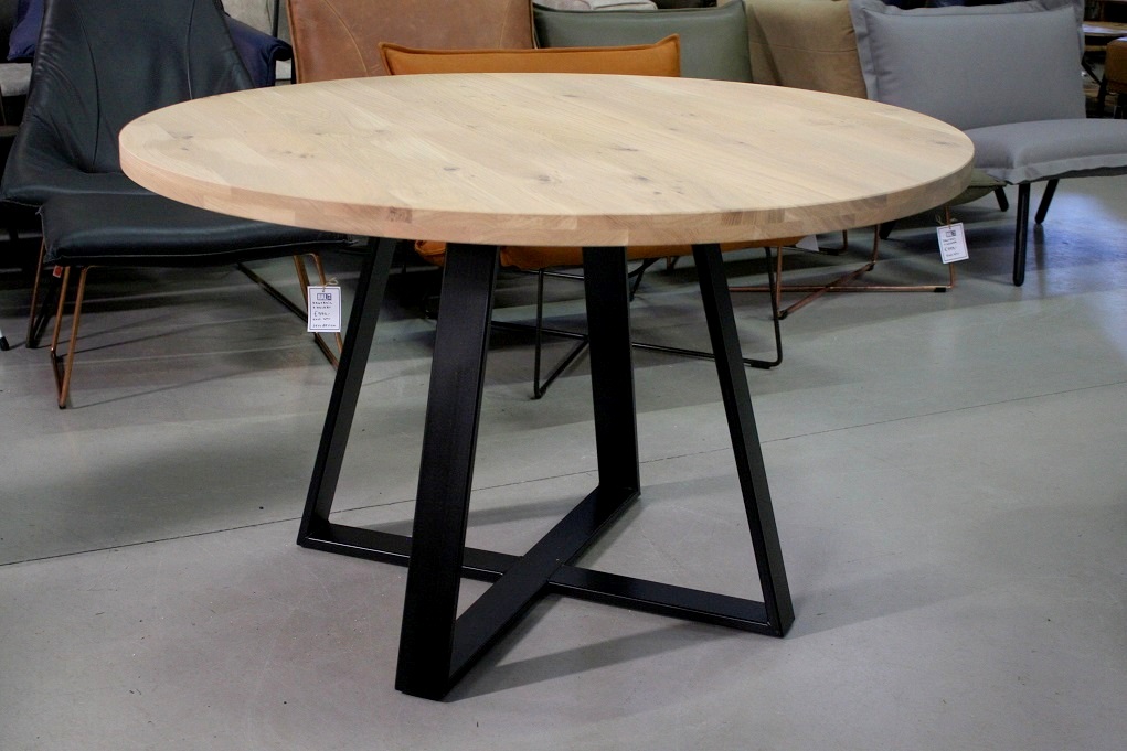 Eettafel Thomas Ø130 cm.