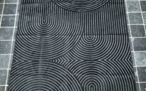 Vloerkleed zwart Japandi stijl 160x230