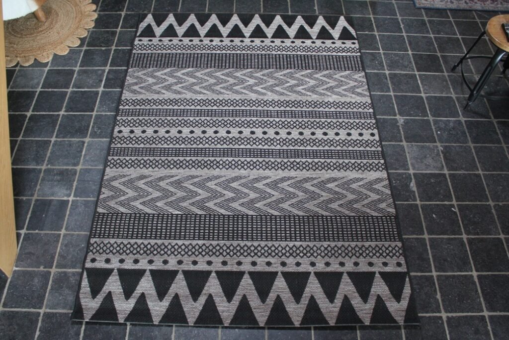 Vloerkleed / buitenkleed 160x230