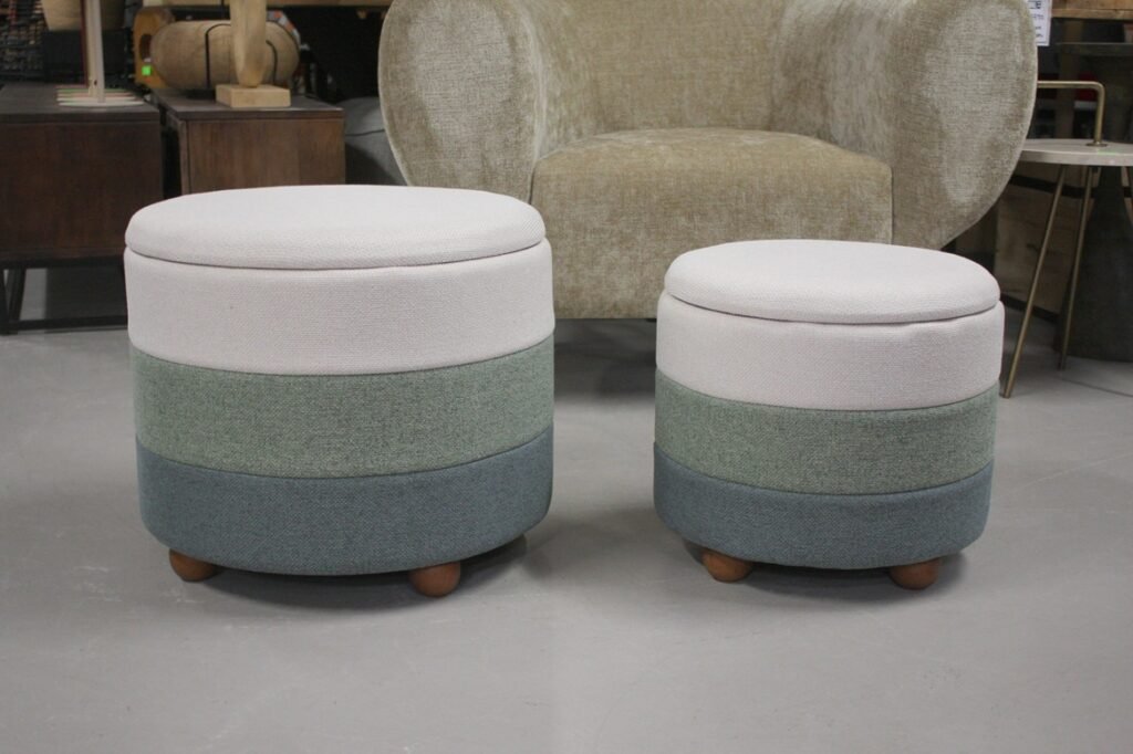 Poef rond stof groen met opbergvak (set van 2)