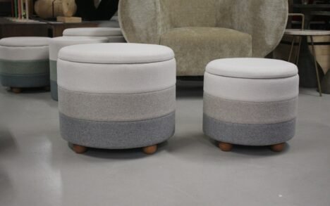 Poef rond stof grijs met opbergvak (set van 2)