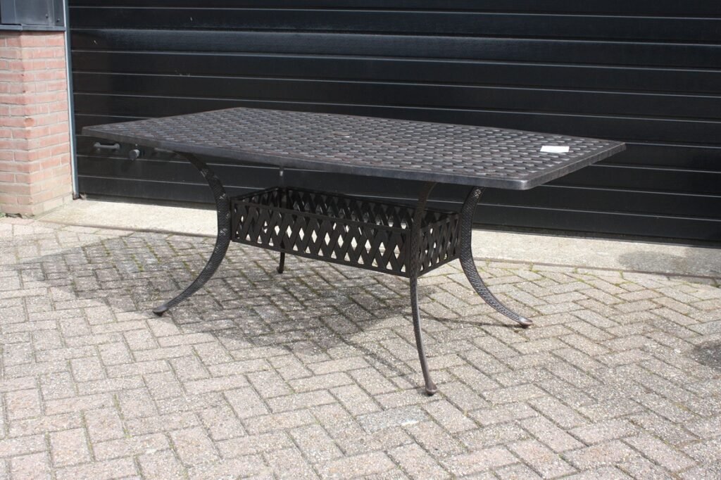Tuintafel gegoten aluminium 183x107